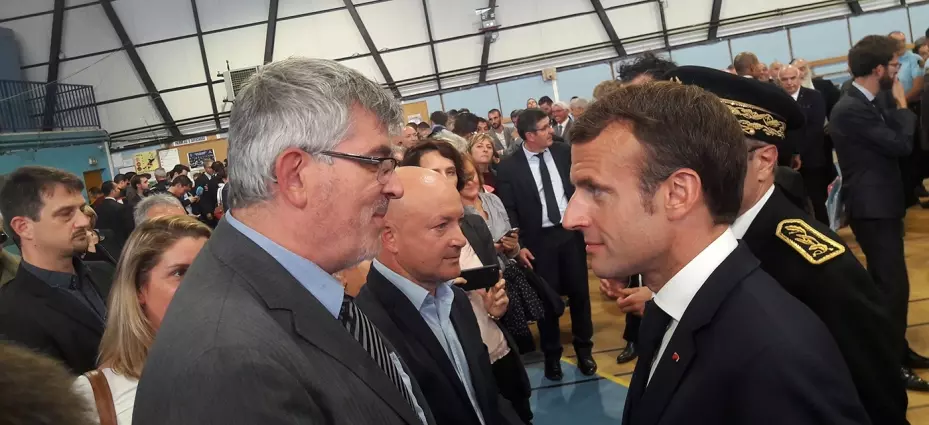 Op 15 oktober veroorzaakte stortregens de grootste stijging van het peil van de Aude sinds meer dan een eeuw. President Emmanuel Macron, minister van Binnenlandse Zaken Christophe Castaner en de verantwoordelijke minister voor lokale overheden, Sébastien