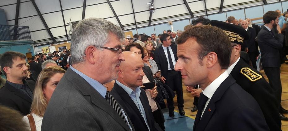 Op 15 oktober veroorzaakte stortregens de grootste stijging van het peil van de Aude sinds meer dan een eeuw. President Emmanuel Macron, minister van Binnenlandse Zaken Christophe Castaner en de verantwoordelijke minister voor lokale overheden, Sébastien