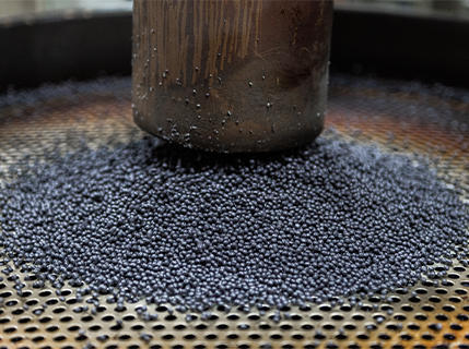 plastic afval wordt gerecycled bij Veolia Polymers Vroomshoop