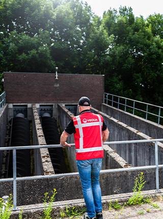 Het gezuiverde water recycling van water