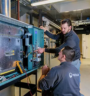 monteurs service en onderhoud Veolia Gebouwenbeheer